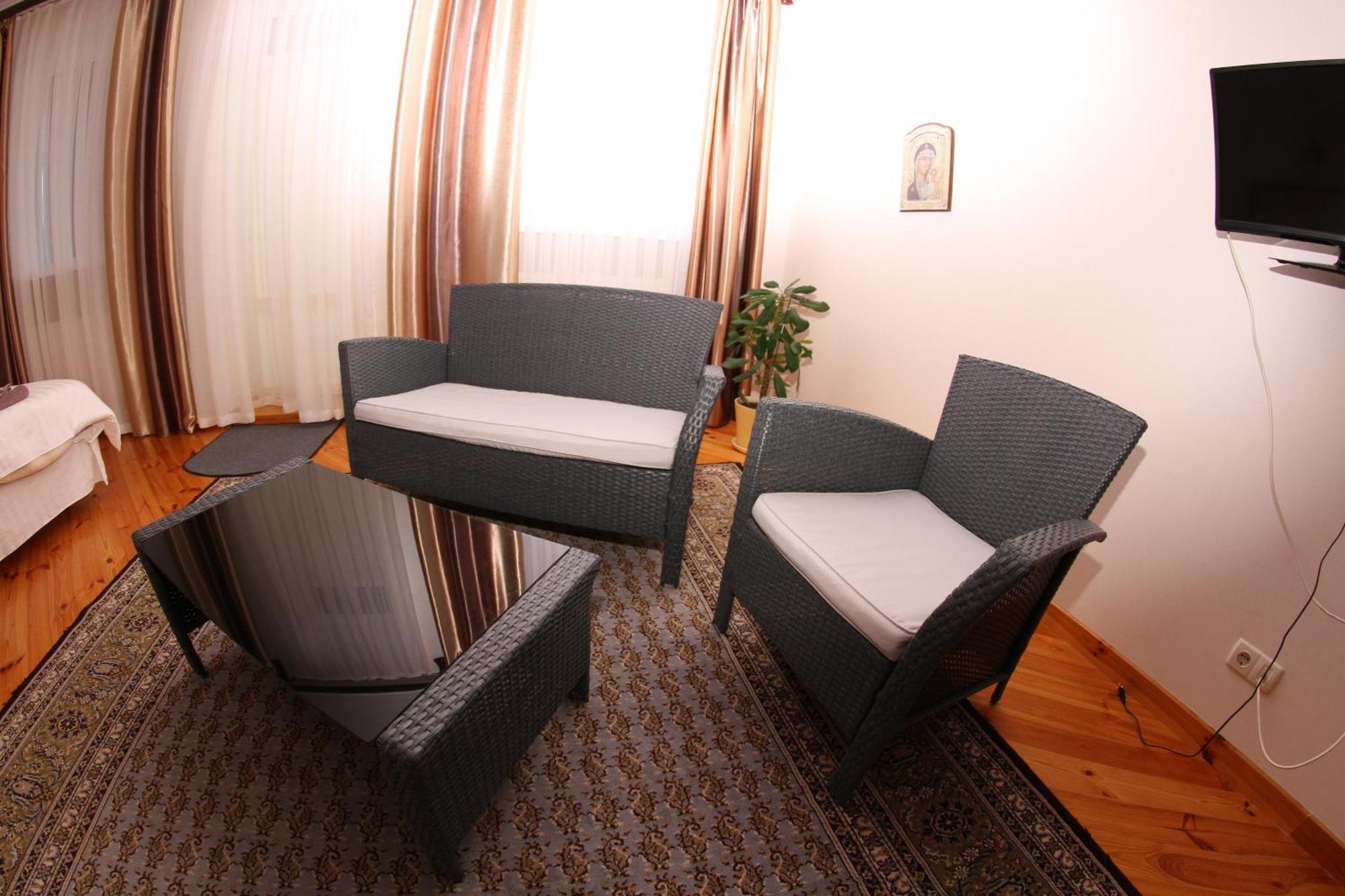 Uyut Otel Çernigiv Dış mekan fotoğraf